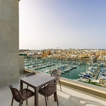 Apartment Wonderful Marina 3br Home, With Lux Interior W/ac By 360 Estates