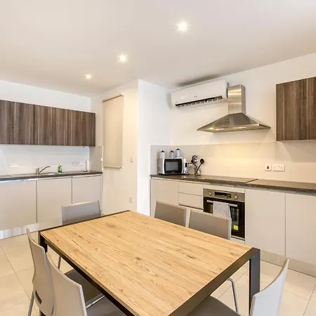 Apartament Wonderful Marina 3br Home, With Lux Interior W/ac By 360 Estates