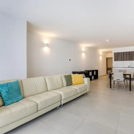 Wonderful Marina 3br Home, With Lux Interior W/ac By 360 Estates Apartment