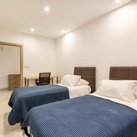 Apartamento Wonderful Marina 3br Home, With Lux Interior W/ac By 360 Estates Tal-Pietà