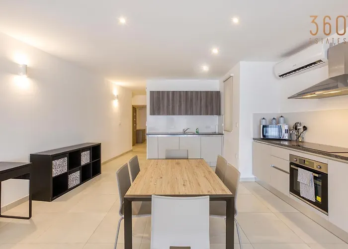 Wonderful Marina 3br Home, With Lux Interior W/ac By 360 Estates Lejlighed *