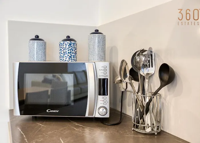 Wonderful Marina 3br Home, With Lux Interior W/ac By 360 Estates * Pietà